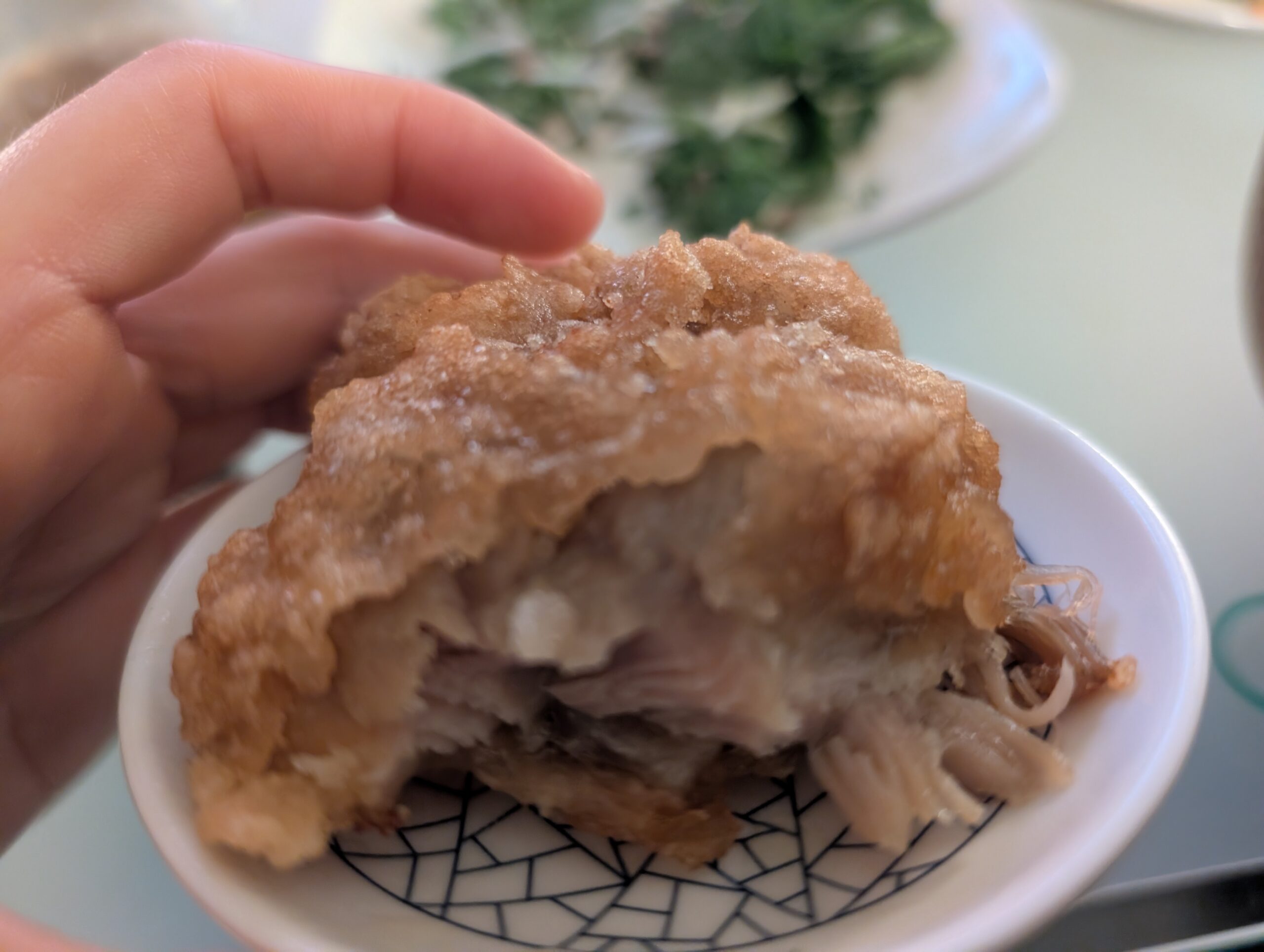 唐揚げ からり商店 新高円寺店 唐揚げの断面