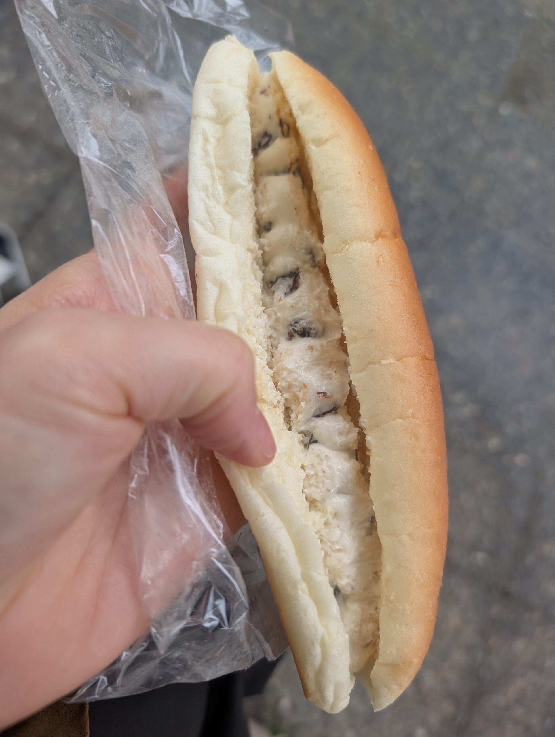 まるき製パンのラムレーズン