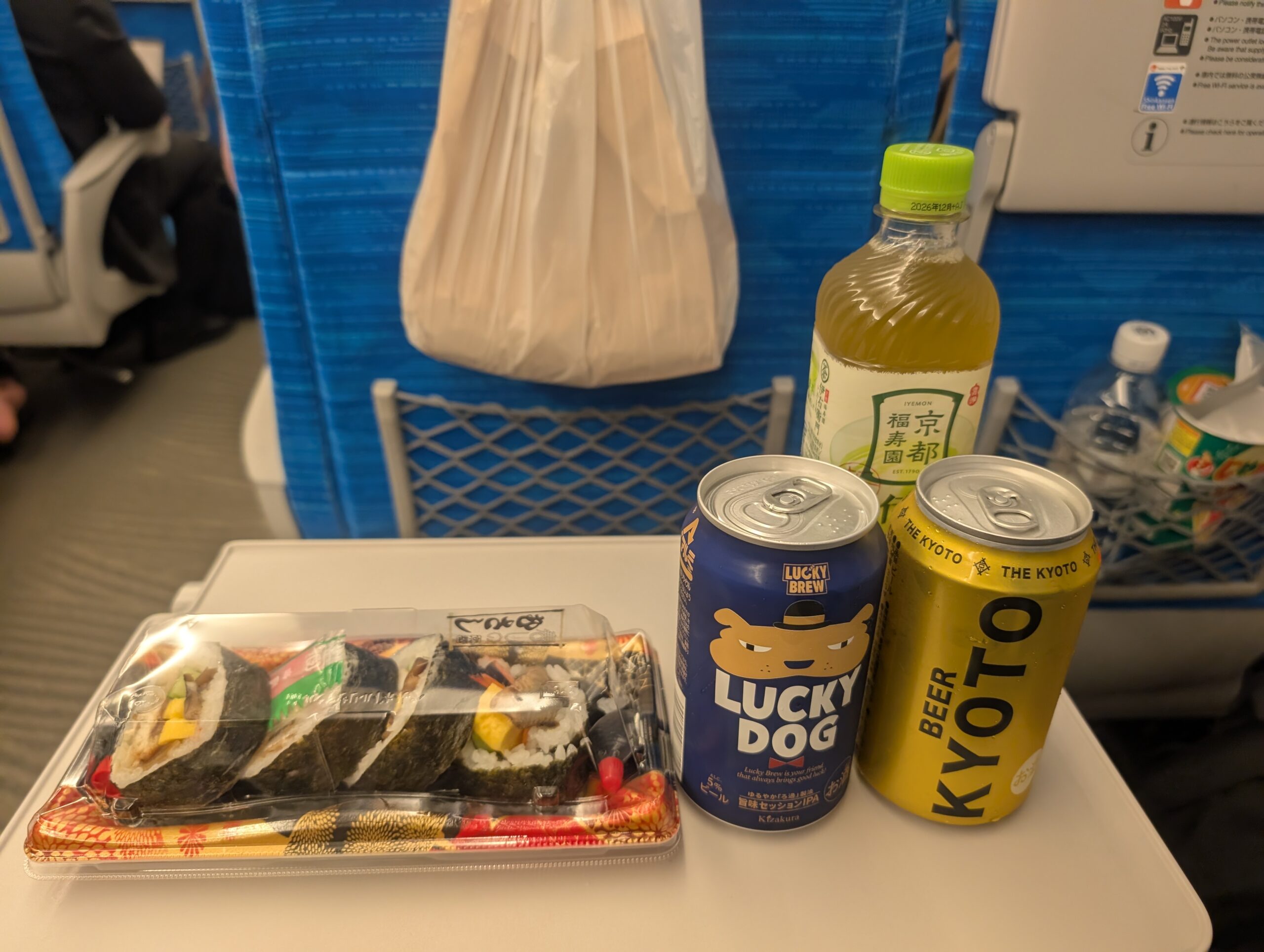 京都から尾道へ向かう新幹線で食べた夕食