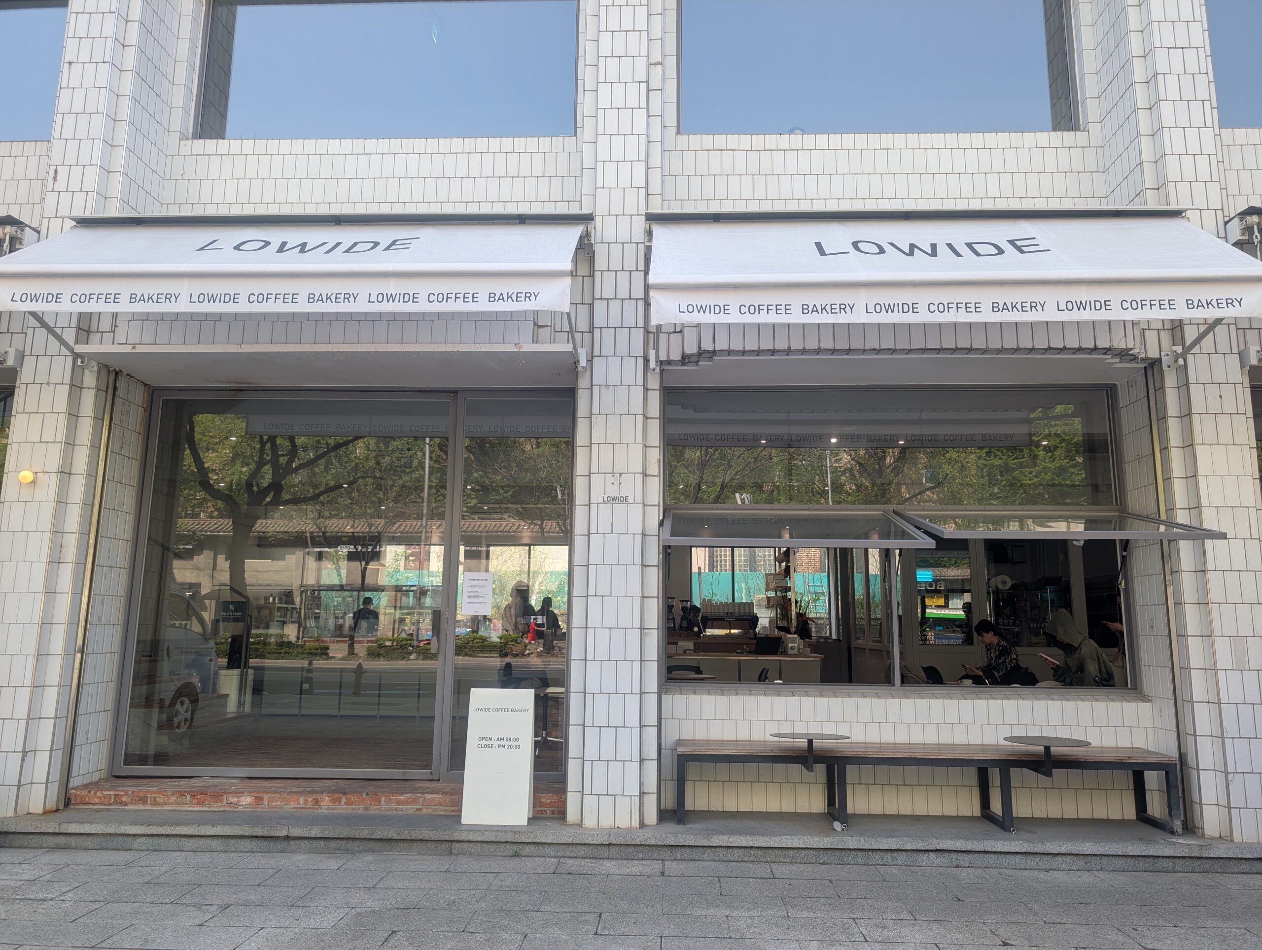 LOWIDE狎鴎亭店の外観