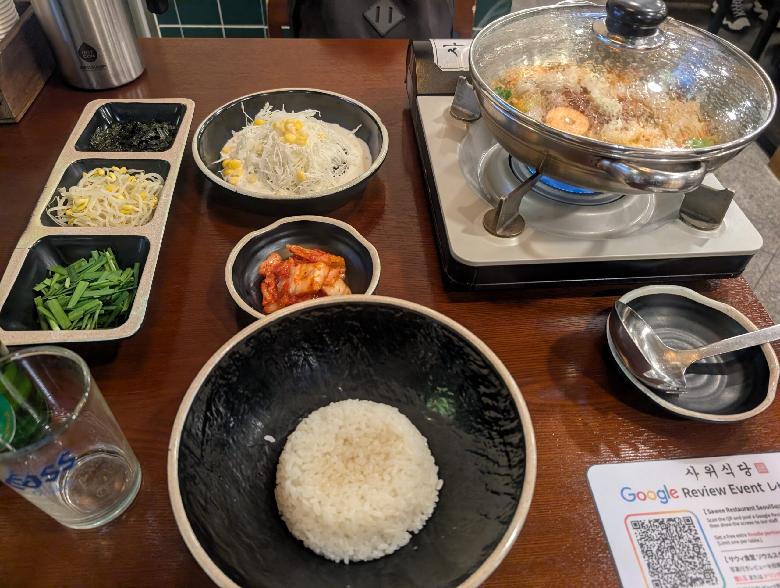 サウィ食堂で注文後すぐ出てきたナッコプセ