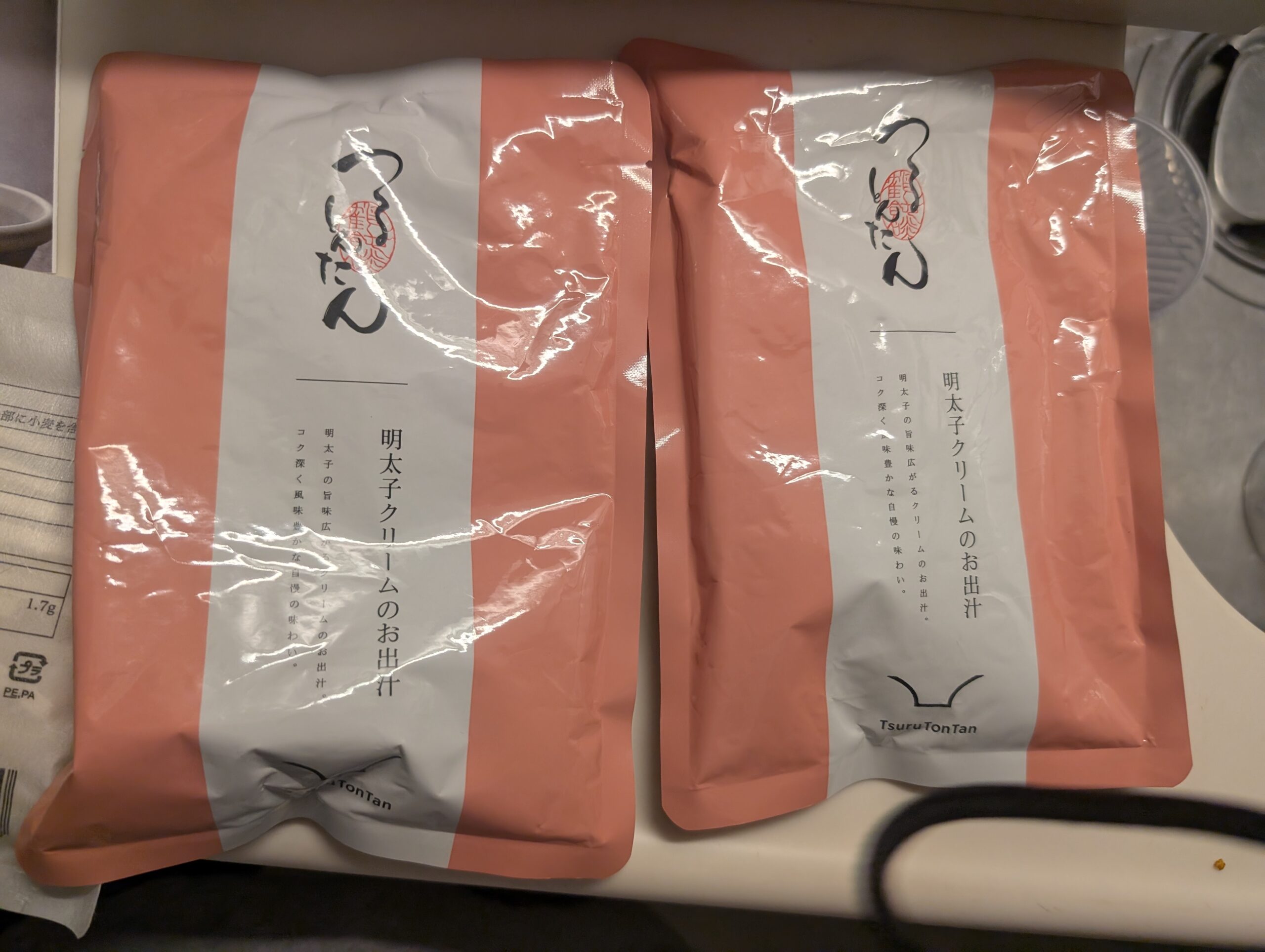 つるとんたん明太子クリームのおうどんの中身