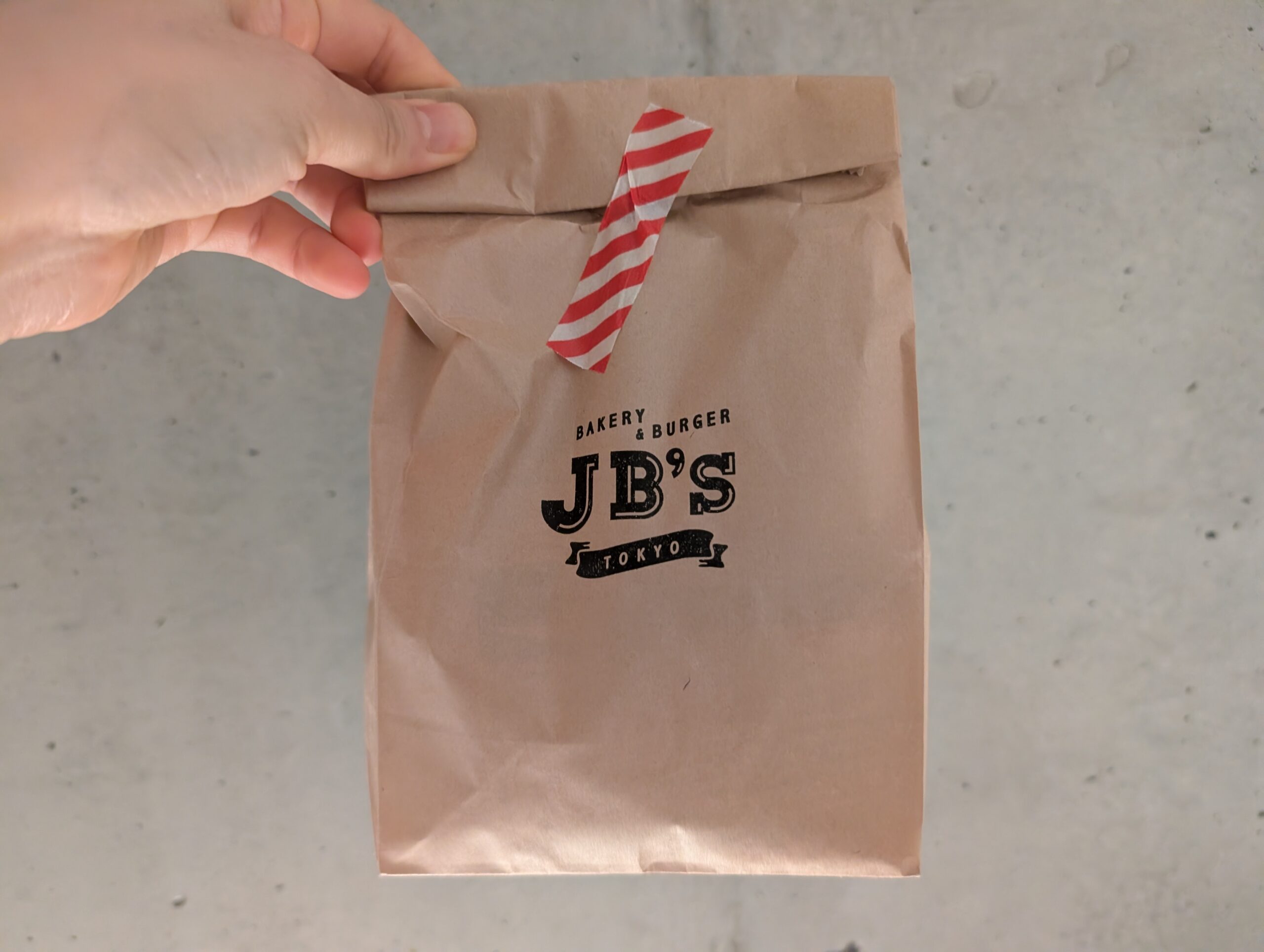 JB's BURGER代々木のテリヤキバーガーをテイクアウトした袋